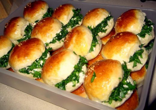 Kuru Maya ile Poğaça Tarifi ve Malzemeleri