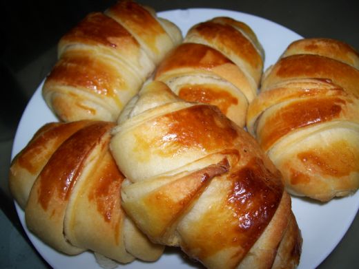 Mayalı Katmer Poğaça Tarifi ve Malzemeleri