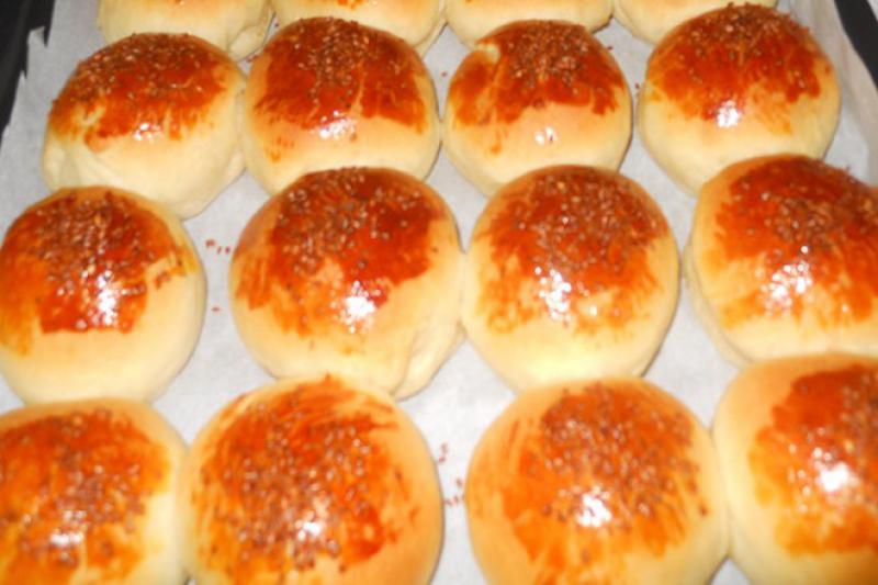 Mayalı Yumuşak Poğaça Tarifi ve Malzemeleri